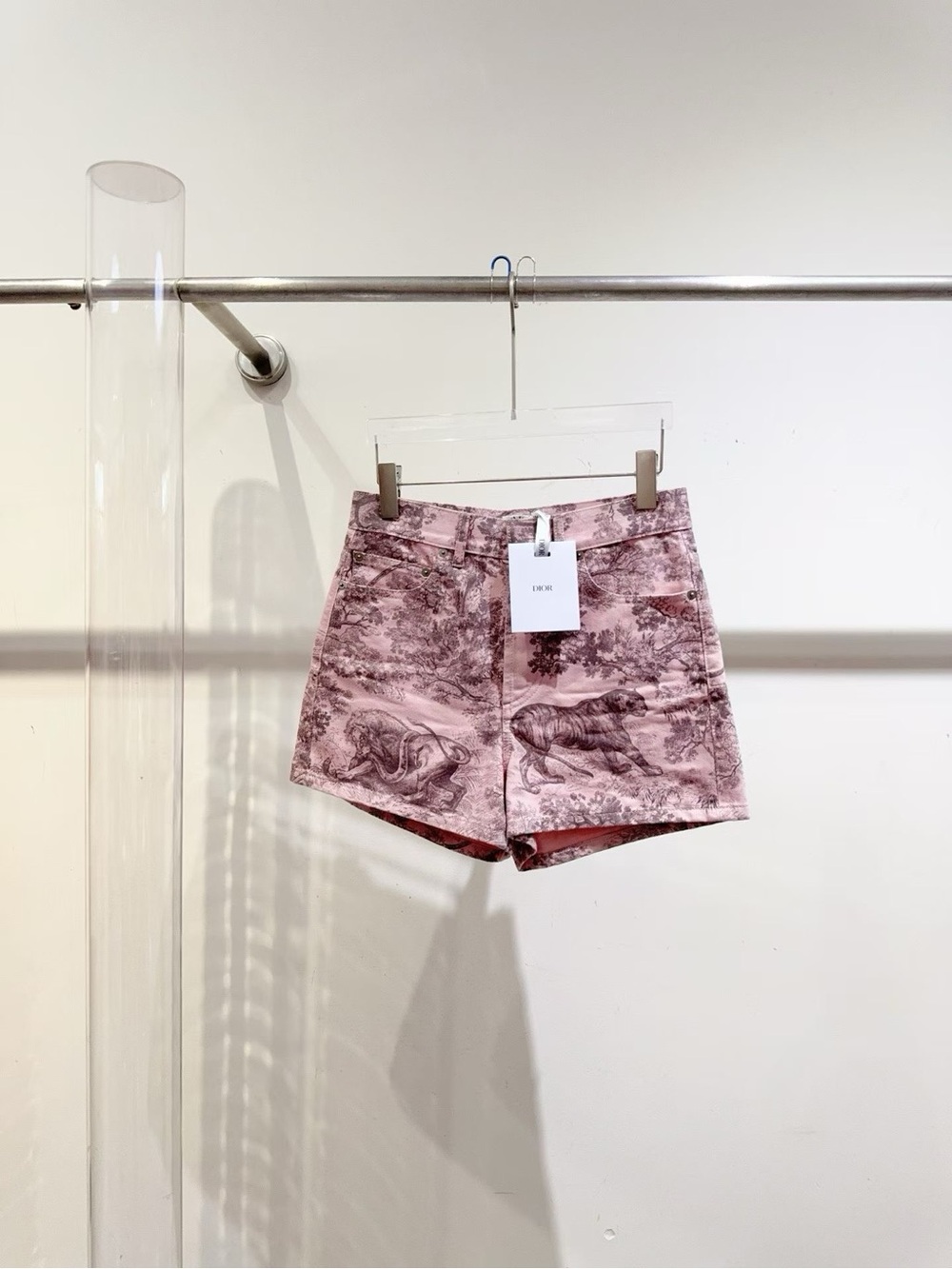 🚩steal Dior Pink Toile-Print Denim Shorts